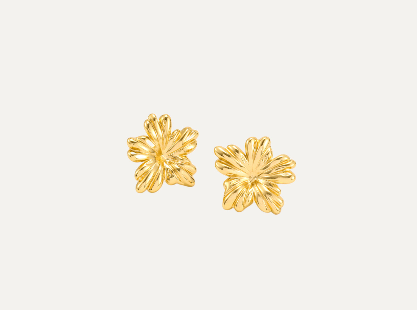 Mabel - Flower Stud Earrings Stainless Steel - Gold