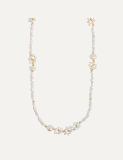 Elsa - White Beads Flower and Pearl Necklace